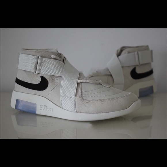 nike air fear of god raid light bone